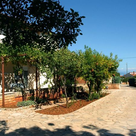 Apartment Valentina Ližnjan Zewnętrze zdjęcie